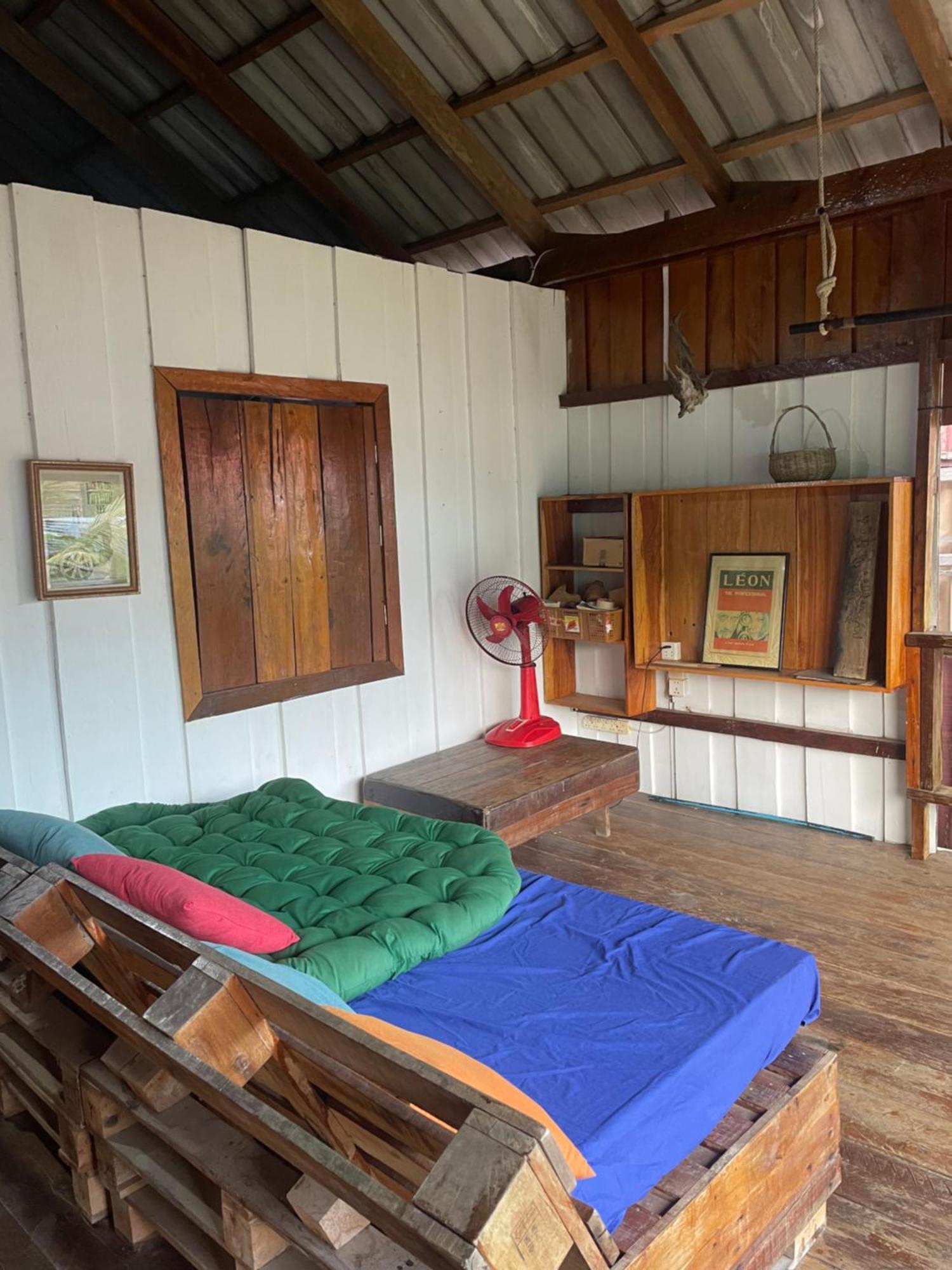 The Hornbill Hostel Koh Rong Sanloem Zewnętrze zdjęcie